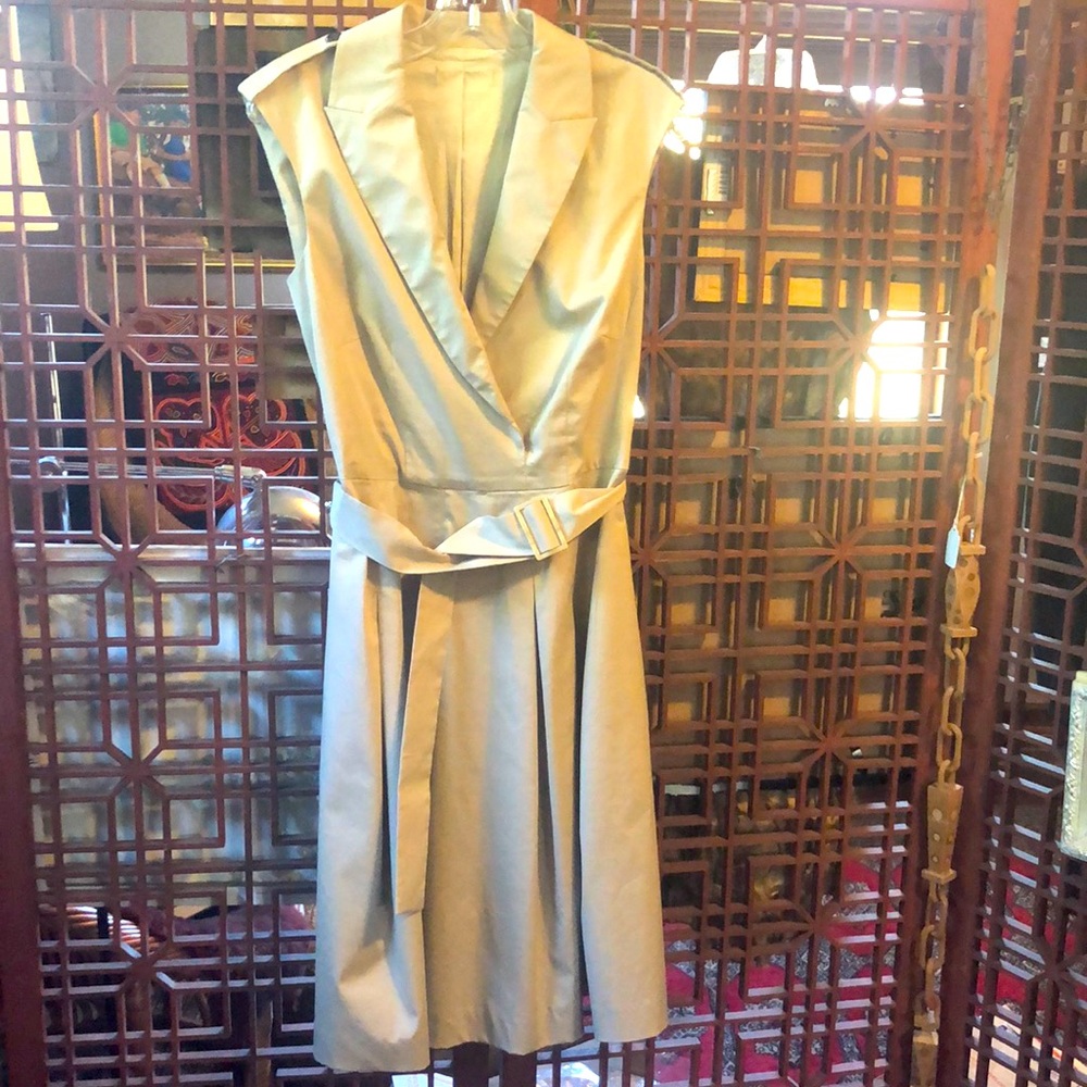 Sleeveless khaki trench dress LaVia Made in Italy burberry like